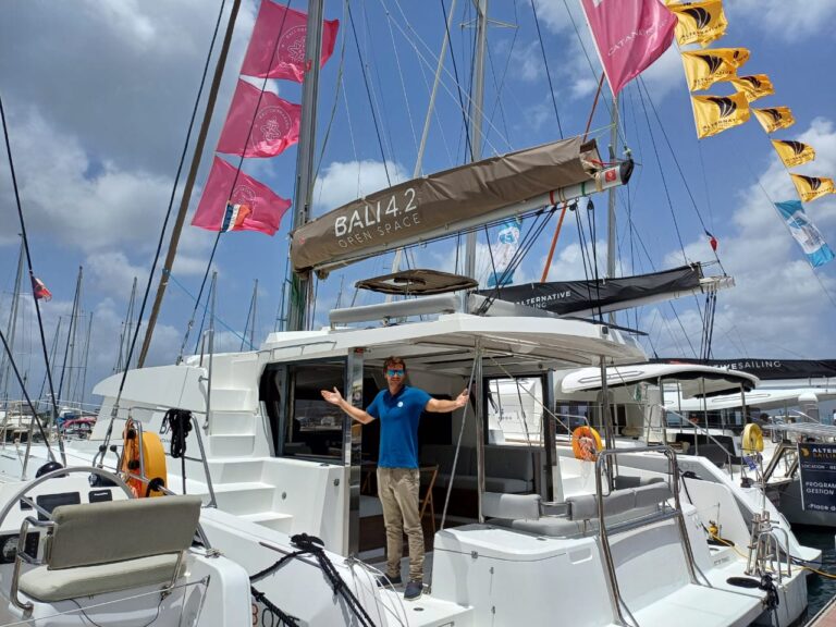Catamaran charter management in the Caribbean: the best solution to finance your passion while keeping your freedom of navigation.